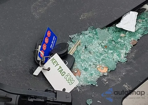 2015 Toyota Rav4 Xle z USA, uszkodzony, nr VIN 2T3RFREV0FW263060